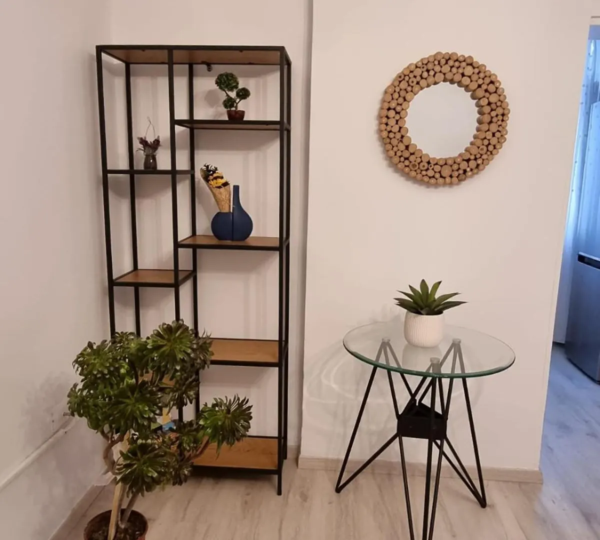 Kiki Apartment Tirana 0*,  Albania